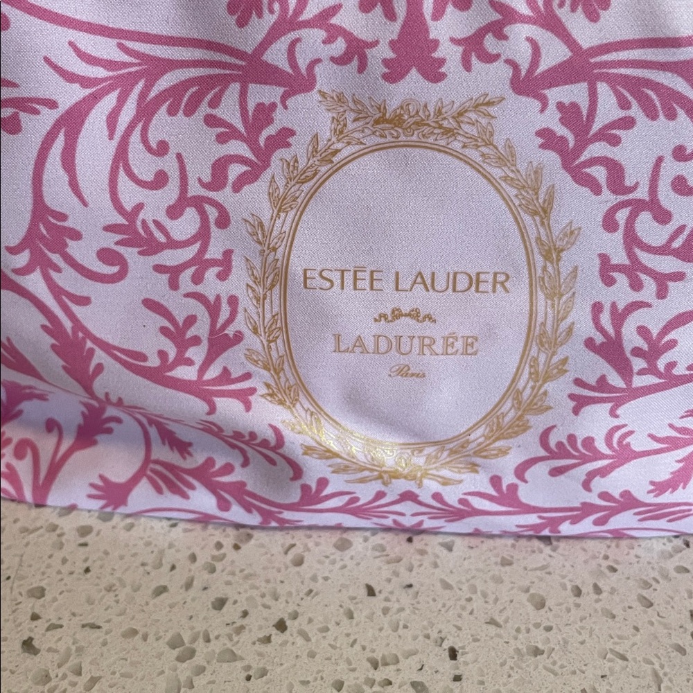 Estee Lauder Limited Edition X Ladurée‎ 6 Pc Re-Nutriv Gift Set * New & SEALED - Picture 6 of 6